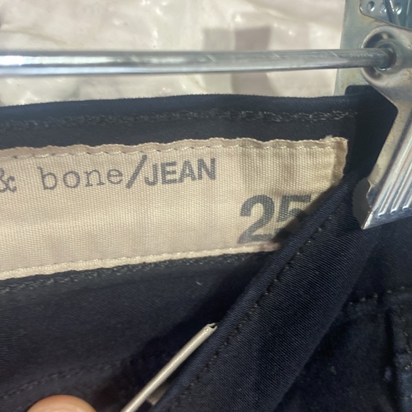 Rag & Bone Jeans - leggings fit. Size 25 - Picture 4 of 5
